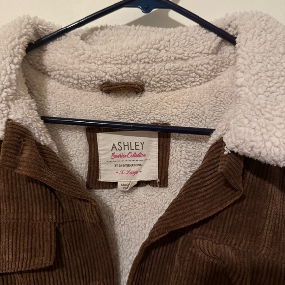 jacket - Picture 2 of 3